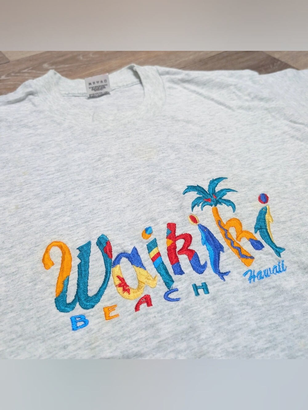 Vintage 80s 90s Waikiki Beach Hawaii Single stitch graphic t-shirt top tee shirt